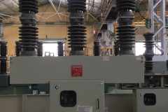 ВАКУУМНІ ВИМИКАЧІ